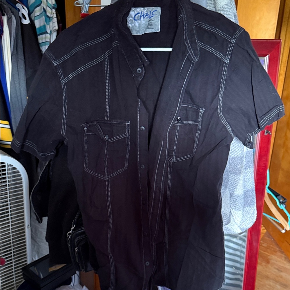 CHALS men’s casual button down shirt